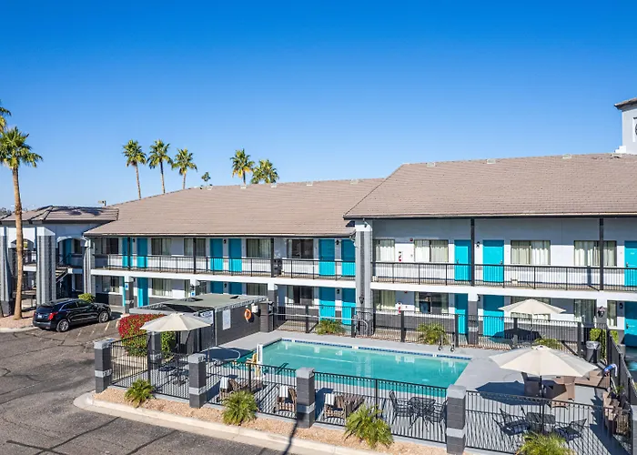 The Serene Peoria, Surestay Collection By Western Hotel Glendale
