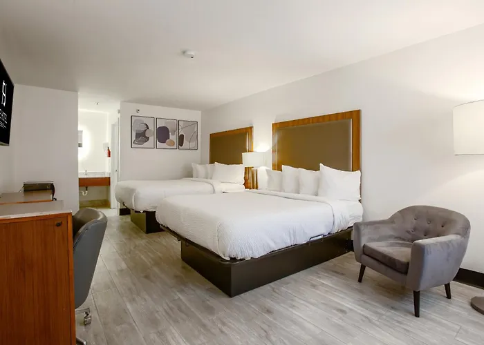 The Serene Peoria, Surestay Collection By Western Hotel